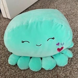 Olina the octopus stackable squishmallow